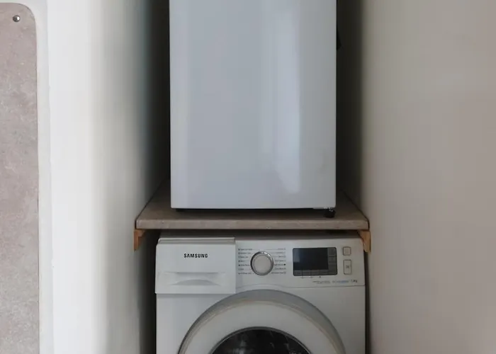 Quiet & Family Friendly, Free Parking, Near Park * Riga