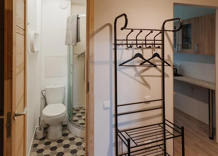 Quiet & Family Friendly, Free Parking, Near Park Riga