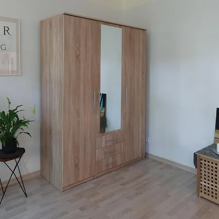 Quiet & Family Friendly, Free Parking, Near Park Рига